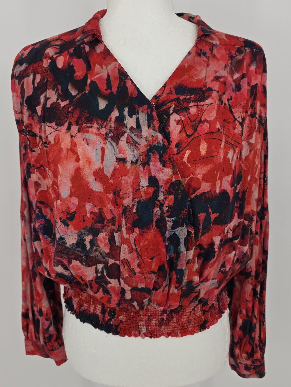 Soft Surroundings XS Abstract Floral Surplice Blouse Smocked Hem Boho Top